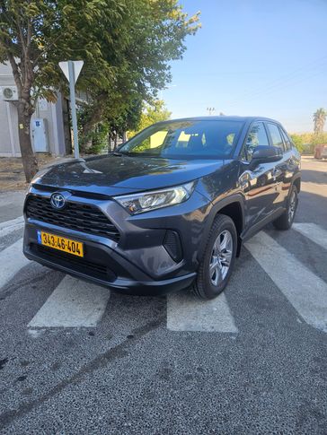 טויוטה RAV4