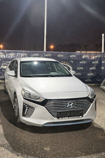 יונדאי איוניק