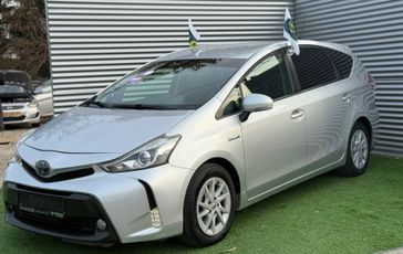 טויוטה פריוס