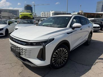 אומודה 9 PHEV