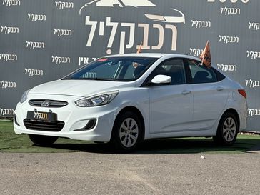 יונדאי I25