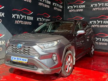 טויוטה RAV4