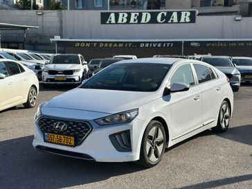 יונדאי איוניק