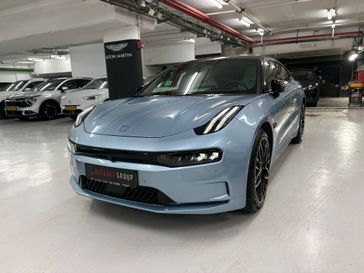 זיקאר ZEEKR 001