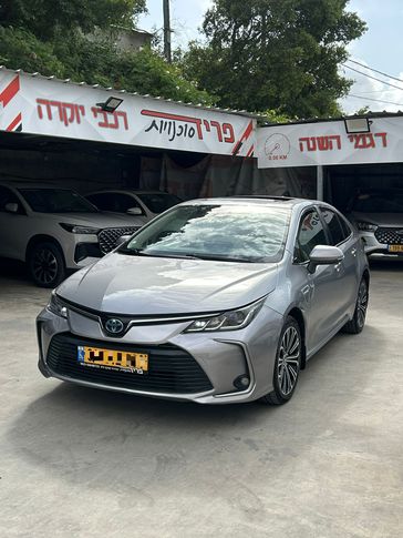 טויוטה קורולה