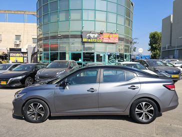 ניסאן סנטרה