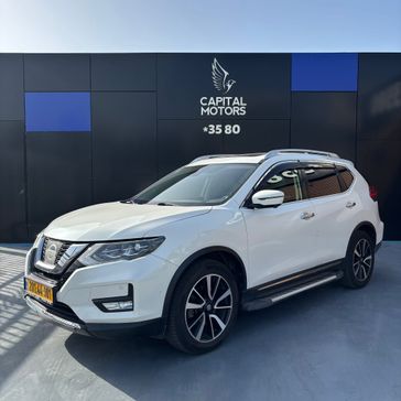 ניסאן X TRAIL