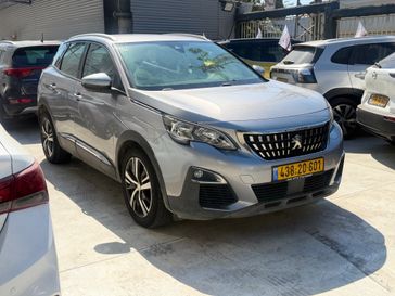 פיג'ו 3008