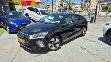 יונדאי איוניק