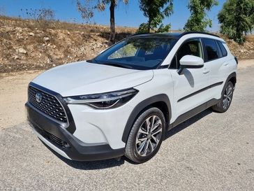 טויוטה קורולה קרוס