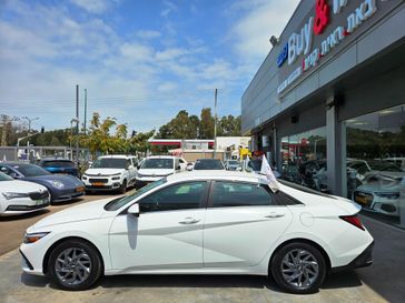 יונדאי אלנטרה