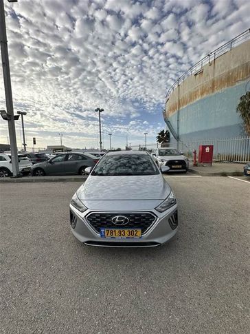 יונדאי איוניק