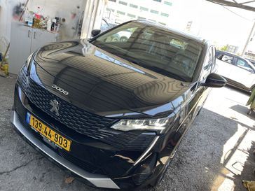 פיג'ו 3008