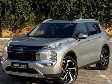 מיצובישי אאוטלנדר