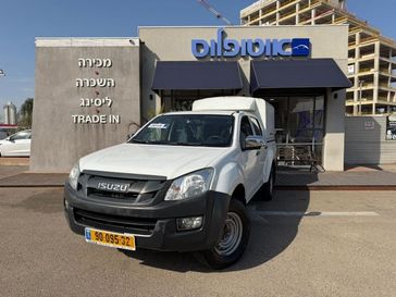איסוזו D-Max