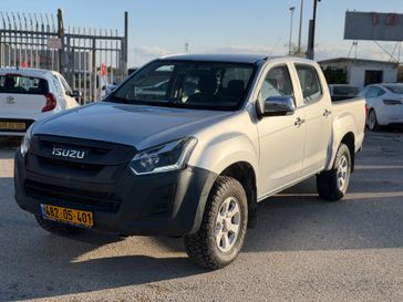 איסוזו D-Max