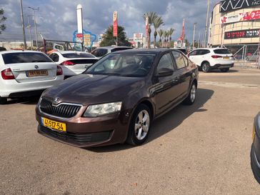 סקודה אוקטביה