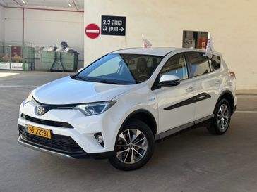 טויוטה RAV4