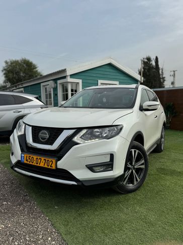 ניסאן X TRAIL