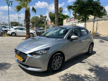 מזדה 2