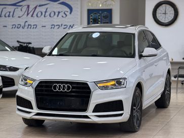 אאודי Q3