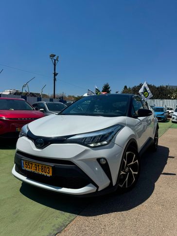 טויוטה C-HR