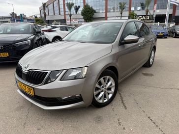 סקודה אוקטביה