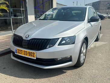 סקודה אוקטביה