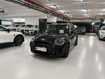 מיני קאנטרימן