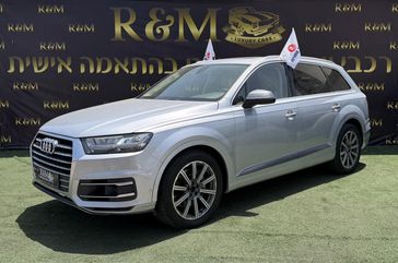 אאודי Q7