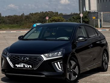 יונדאי איוניק