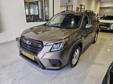 סובארו פורסטר