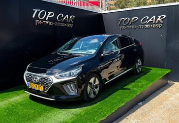 יונדאי איוניק