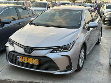 טויוטה קורולה