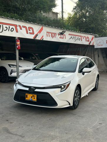 טויוטה קורולה