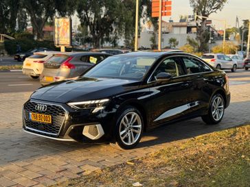 אאודי A3 SEDAN