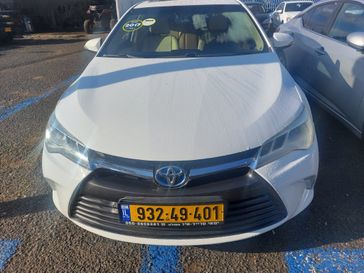 טויוטה קאמרי