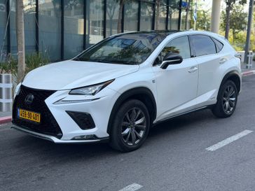 לקסוס NX