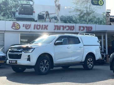 איסוזו D-Max