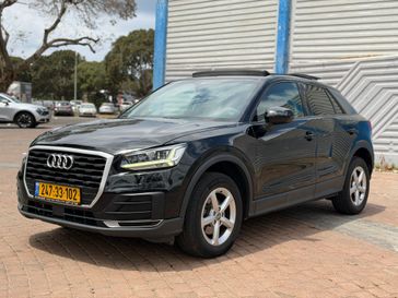 אאודי Q2