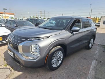 מיצובישי אאוטלנדר