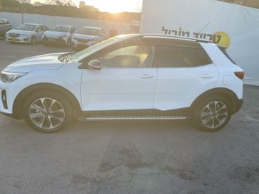 קיה סטוניק