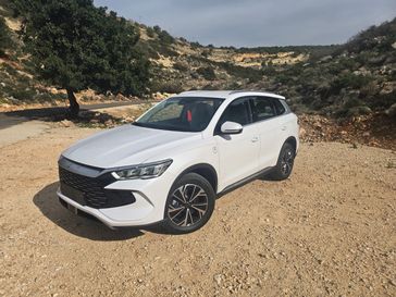 בי ווי די SEAL 5