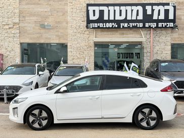 יונדאי איוניק