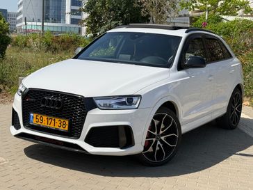 אאודי Q3