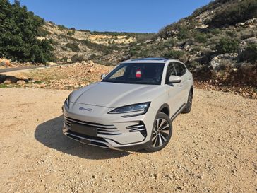 בי ווי די SEAL