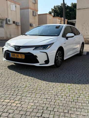 טויוטה קורולה