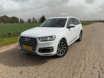 אאודי Q7