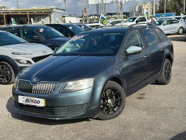 סקודה אוקטביה