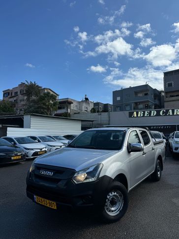 איסוזו D-Max